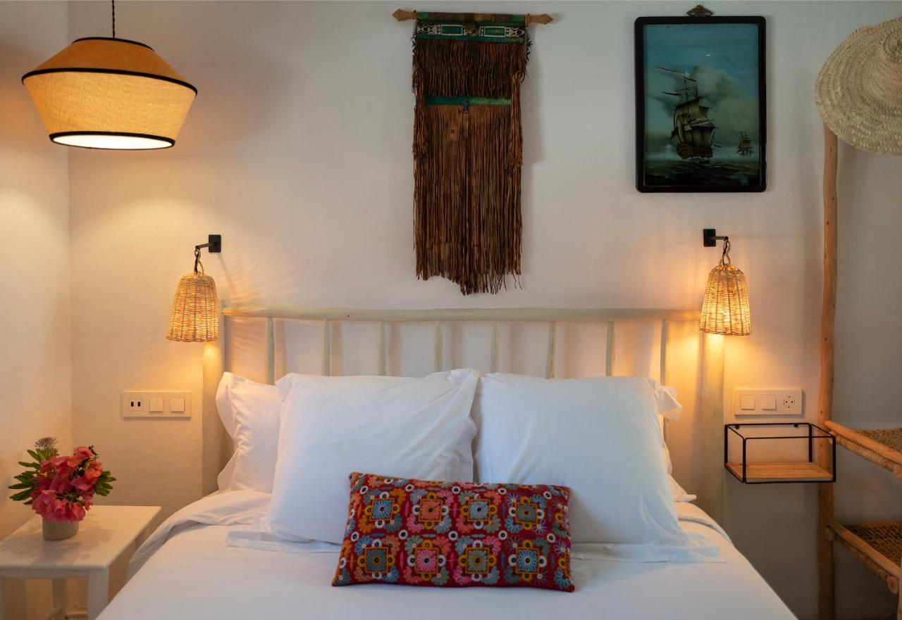 Hostal Mar Y Sal (Adults Only) Sant Josep de sa Talaia Luaran gambar